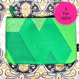 👝3/$10 Ipsy Cosmetic Bags